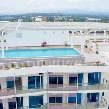 Modern Condo With Pool And Gym Cagayan de Oro Exterior foto