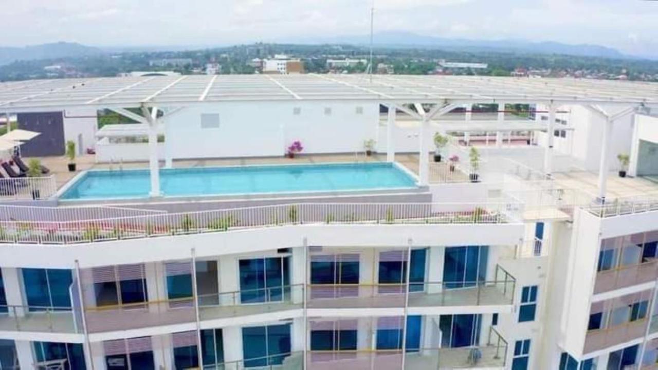 Modern Condo With Pool And Gym Cagayan de Oro Exterior foto